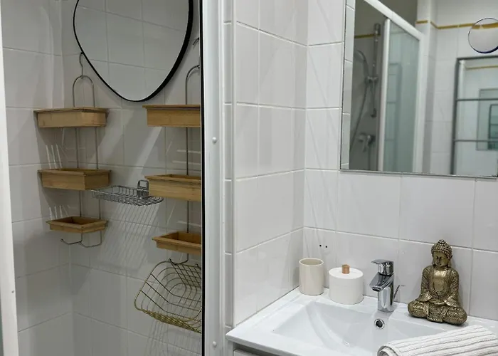 Marais, Sainte-croix Bretonnerie 2 - 4 Places * パリ