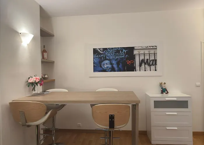 Marais, Sainte-croix Bretonnerie 2 - 4 Places * パリ