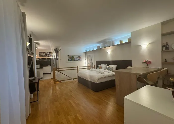 Marais, Sainte-croix Bretonnerie 2 - 4 Places *