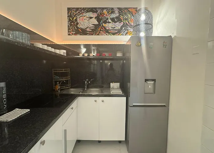 Marais, Sainte-croix Bretonnerie 2 - 4 Places * パリ